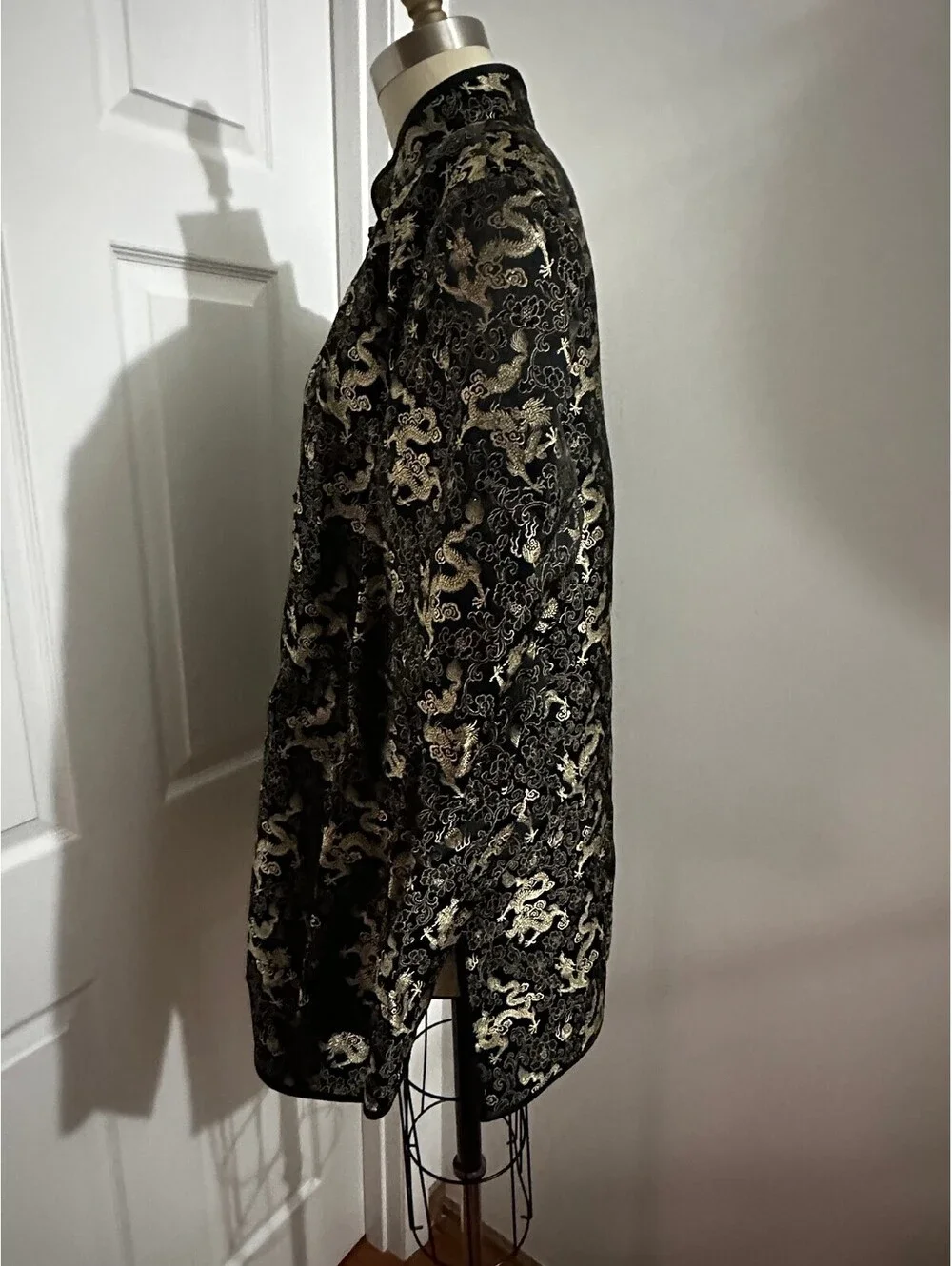 Traditional Black/Gold Chinese Mandarin Brocade Jacket